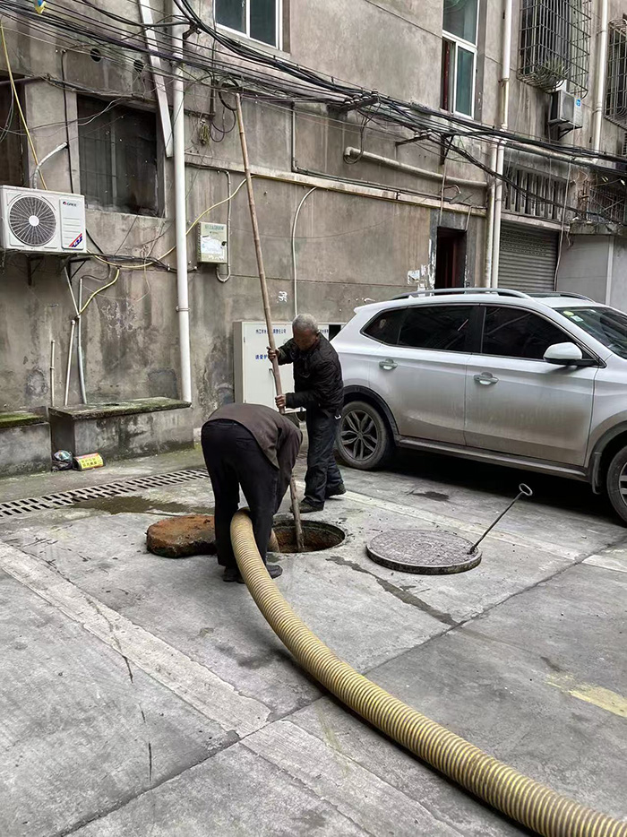 化粪池清理服务
